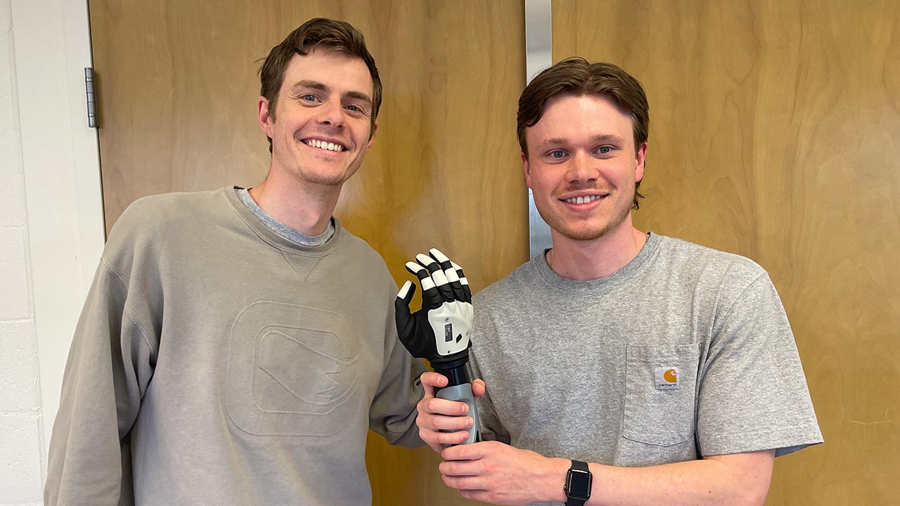 Future Prosthetists at University of Washington Learn About COVVI’s Innovative Technology Future Prosthetists at University of Washington Learn About COVVI’s Innovative Technology